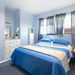 Wilshire Motel